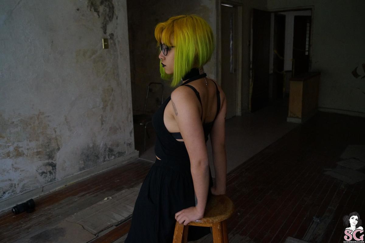 missmuerte-untitled-05.jpg