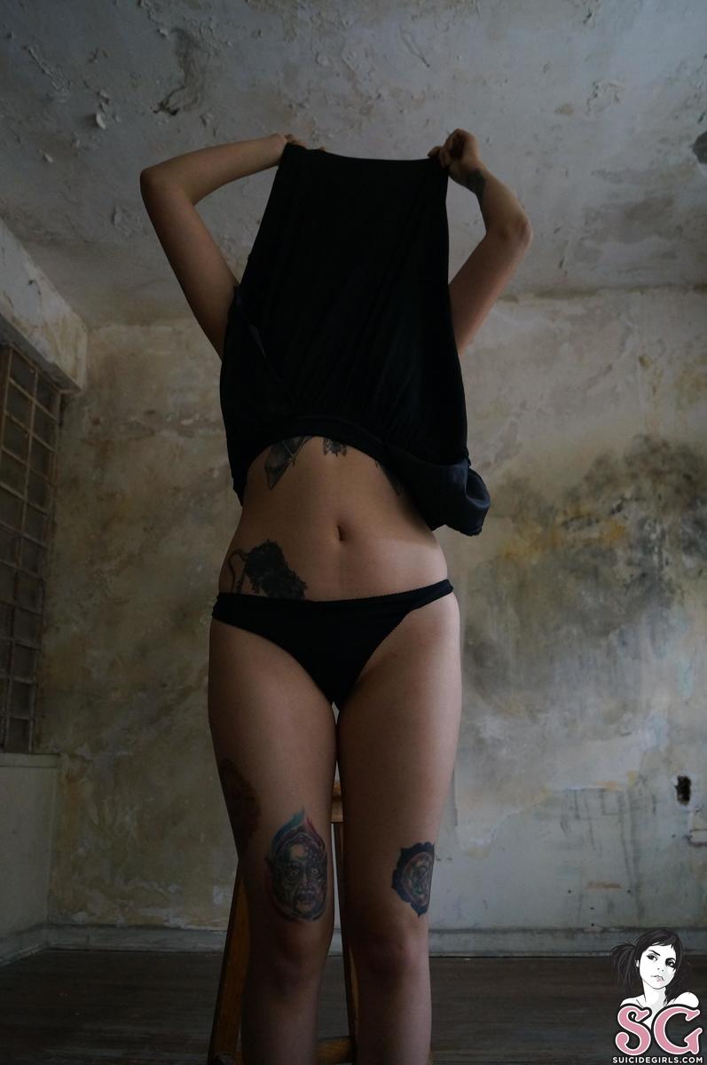 missmuerte-untitled-13.jpg