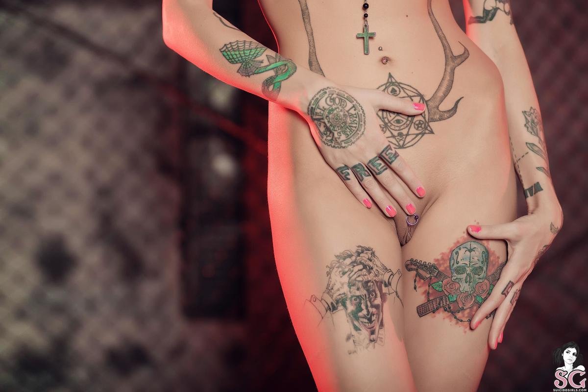 tastyzombie-teaserelease-33.jpg