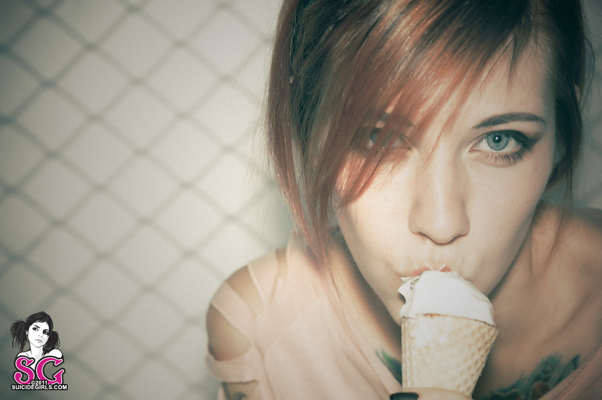 jamity-asecretplace-03.jpg