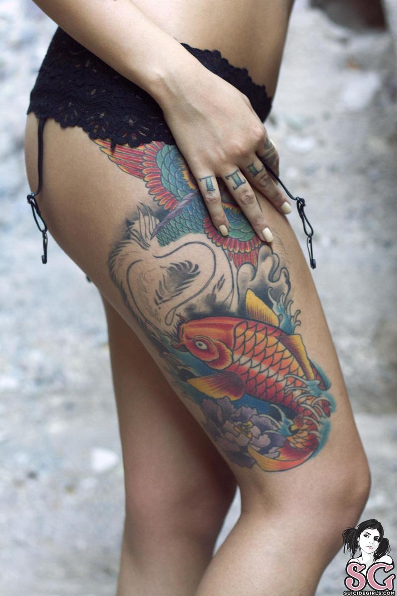 myca-ontherocks-03.jpg