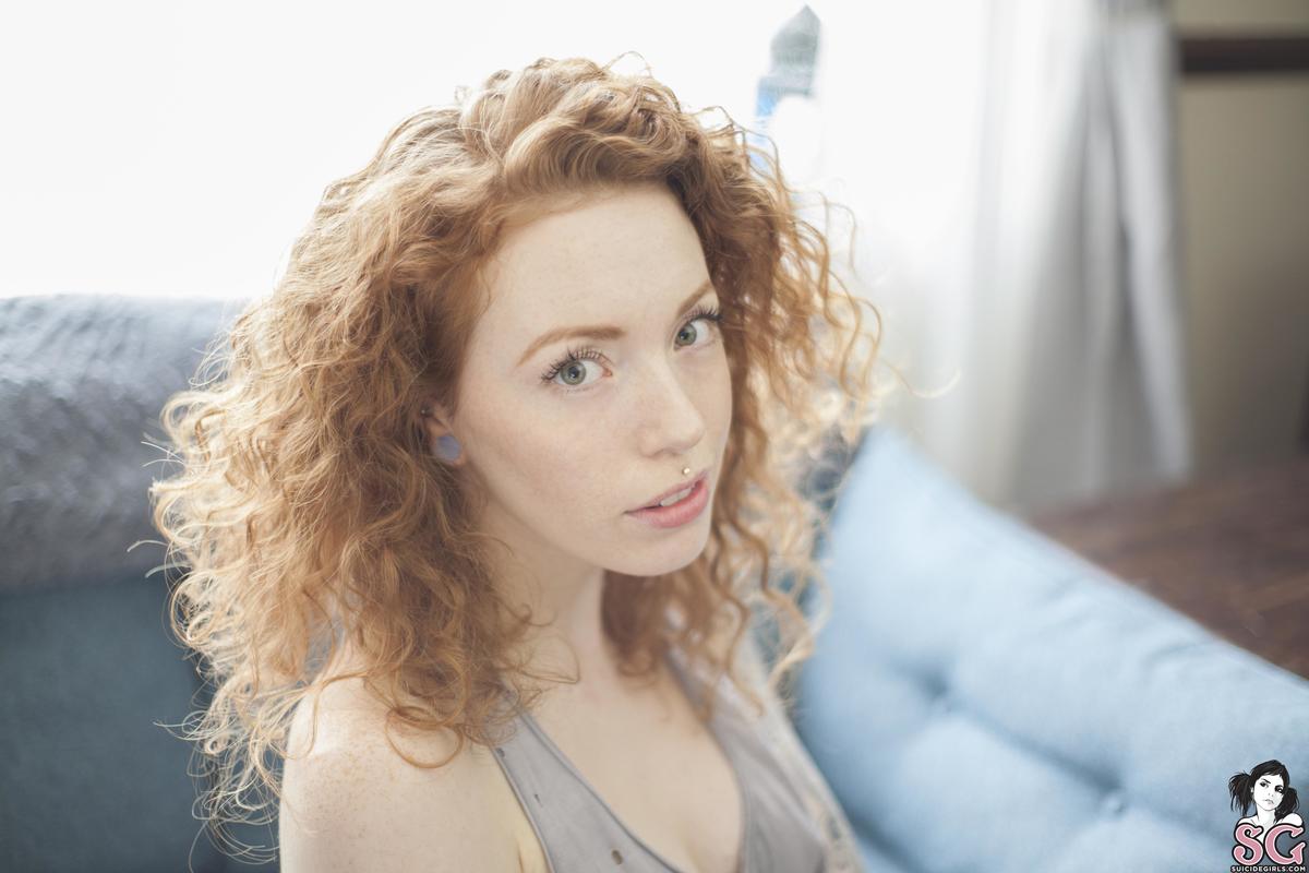 alkina-porcelain-03.jpg