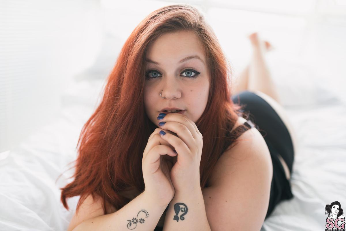 september-burningporcelain-11.jpg