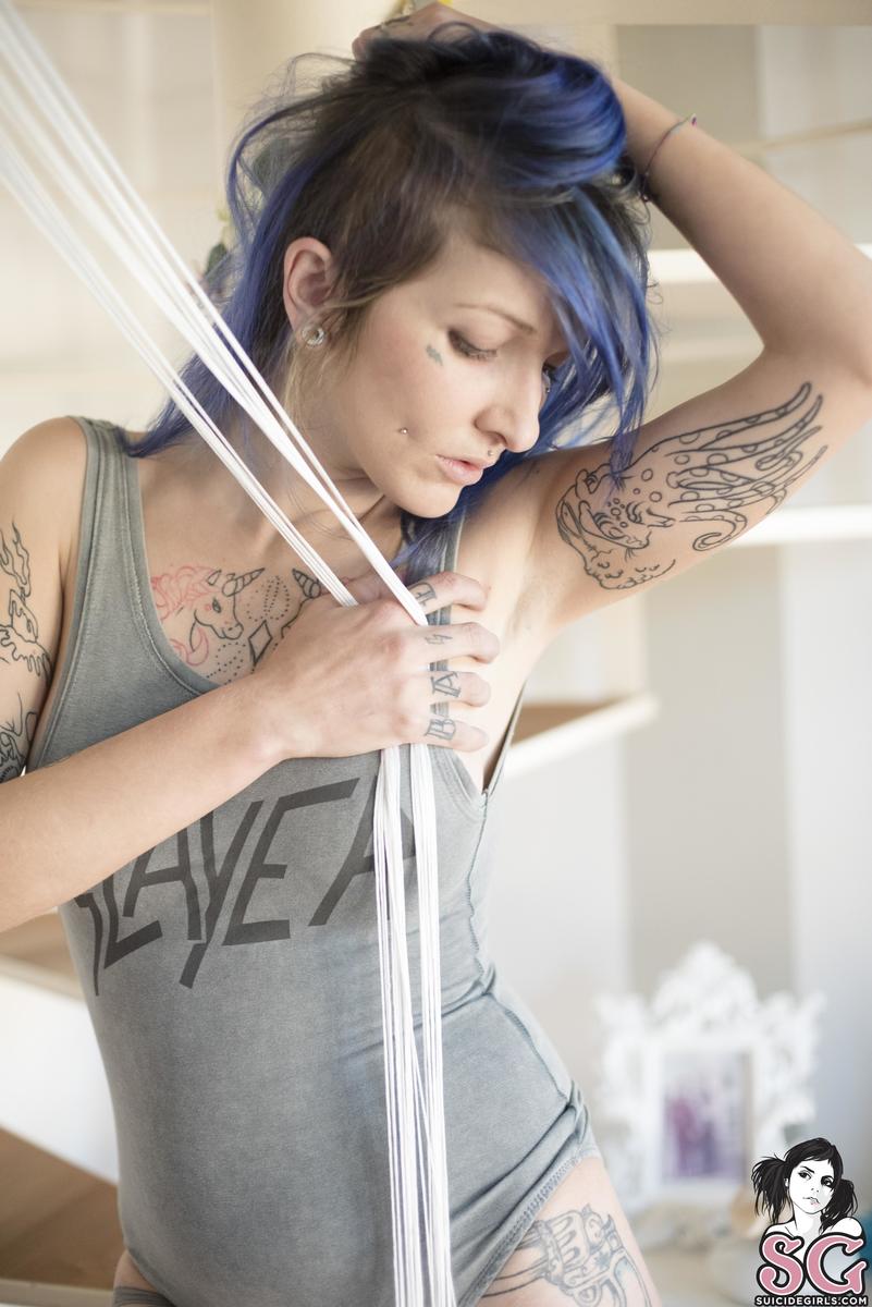 luxes-pinkheart-07.jpg