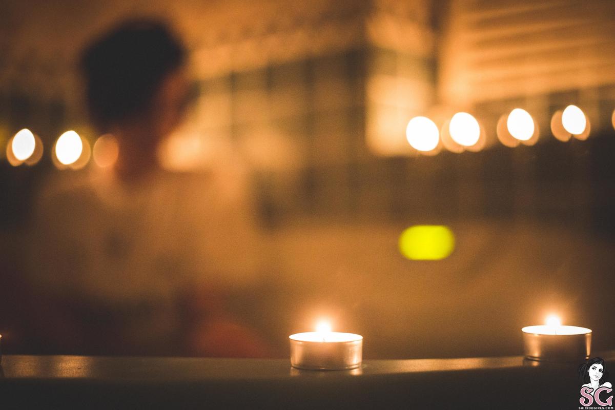 lynnbelieve-wetcandles-01.jpg