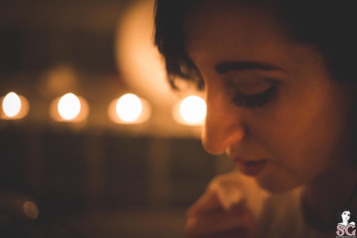 lynnbelieve-wetcandles-03.jpg