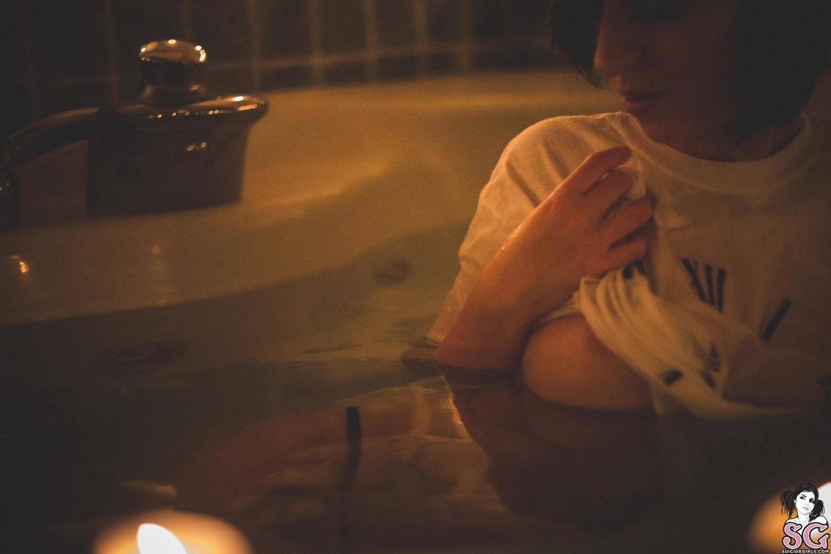 lynnbelieve-wetcandles-05.jpg