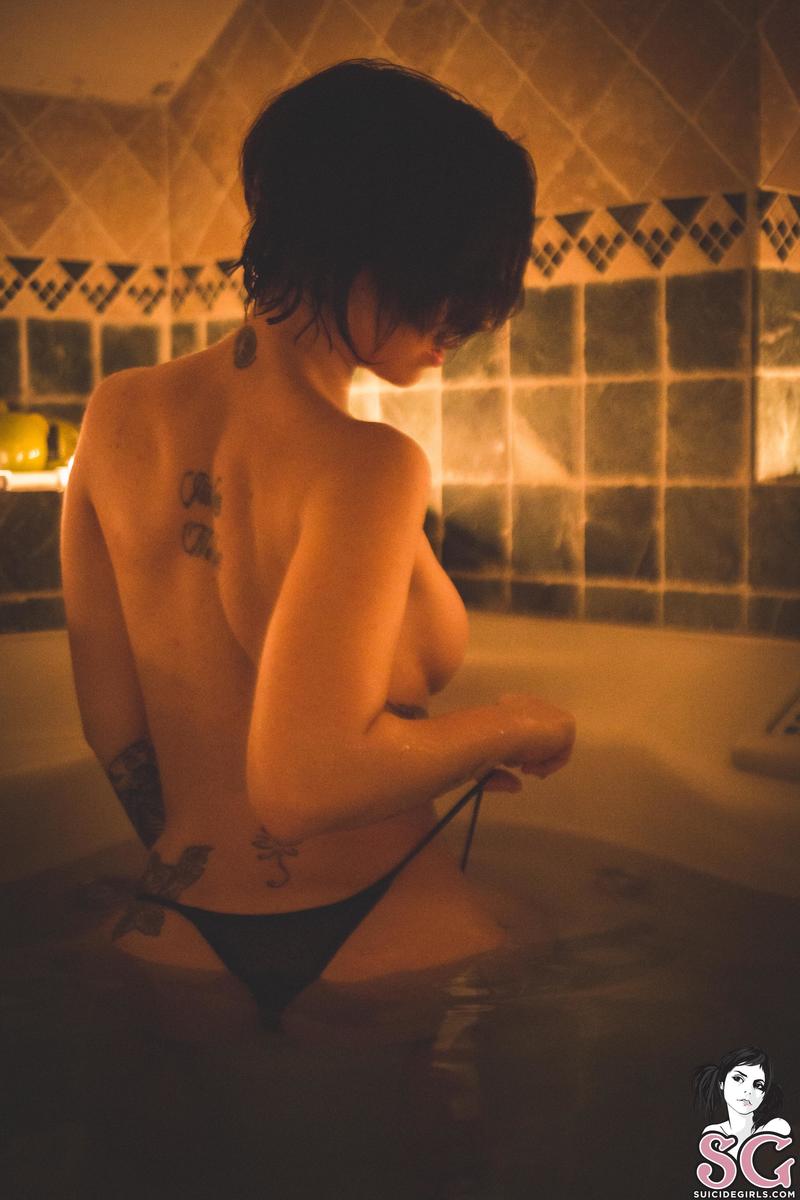 lynnbelieve-wetcandles-25.jpg