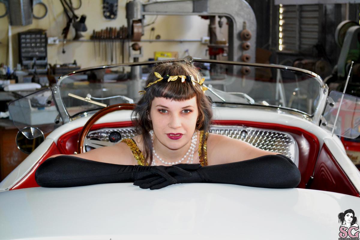 ls-flapperinaspeedster-03.jpg