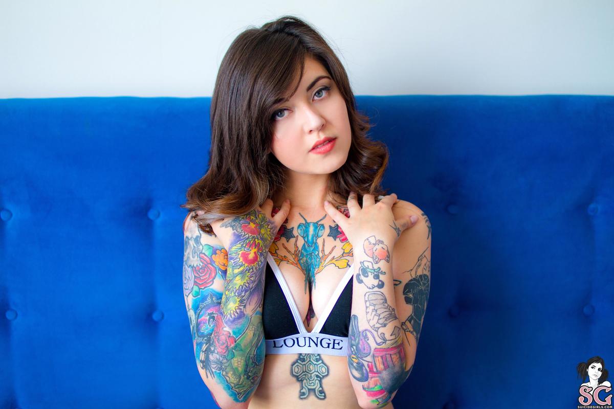bluedette-mypleasanttorture-01.jpg