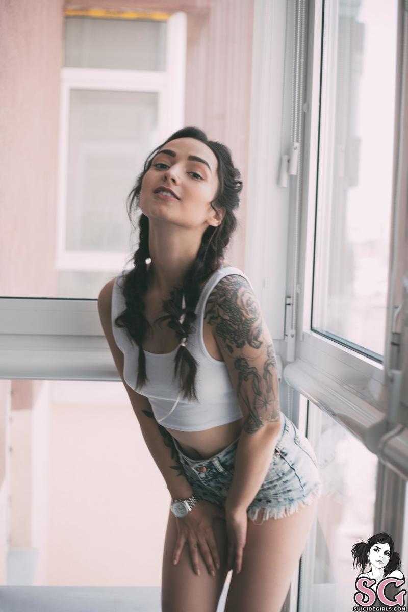 latoya-shine-01.jpg