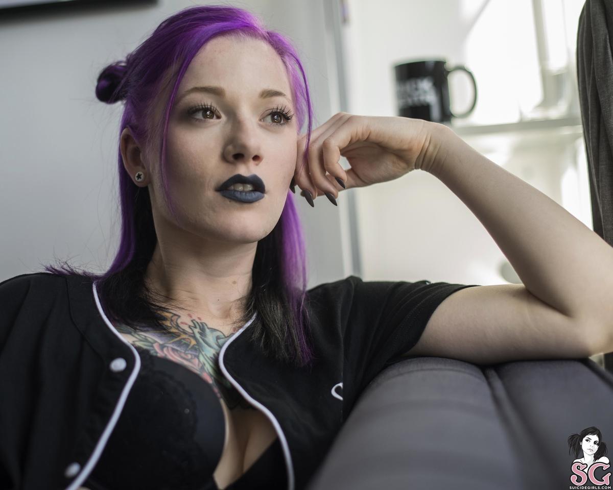viciousfeline-katsynegamoon-01.jpg