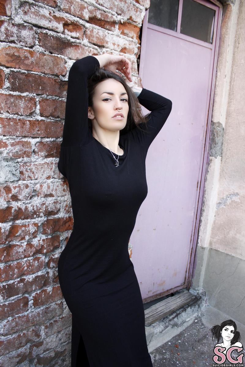 rika-upontheladder-01.jpg
