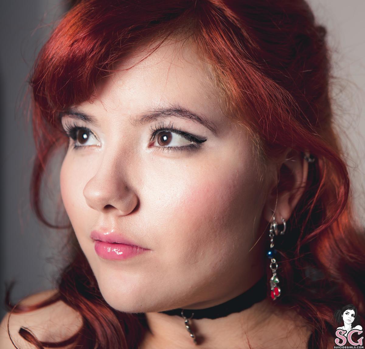 naes-pinup-33.jpg