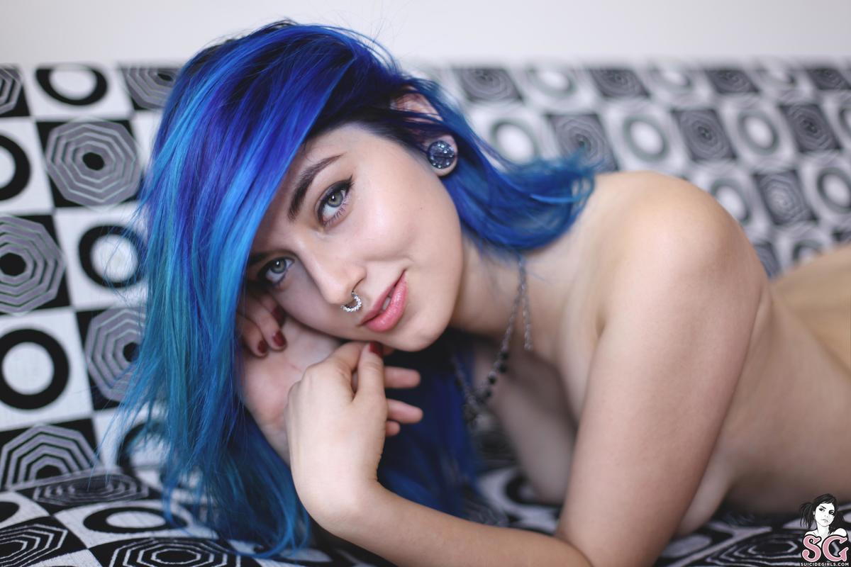 bly-iasuicidegirl-33.jpg