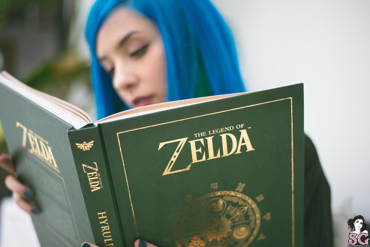 saria-waitingforlinkscall-01.jpg