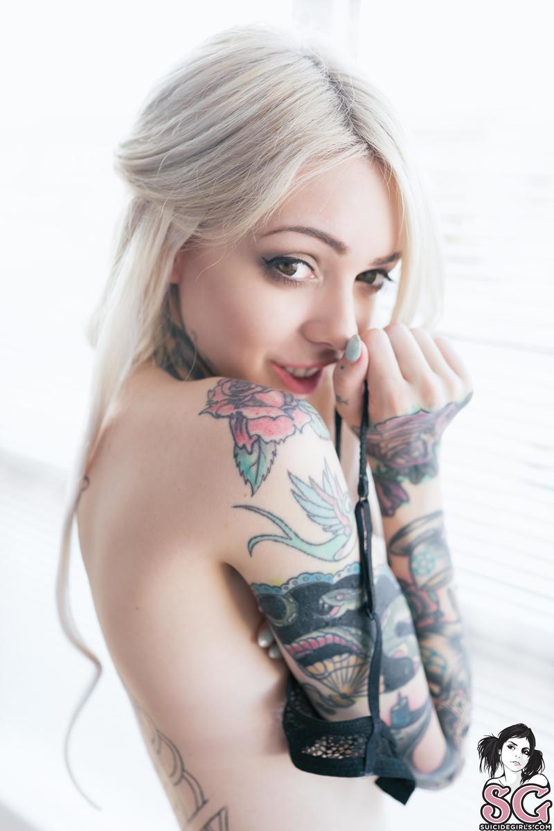 mimi-notthesun-17.jpg