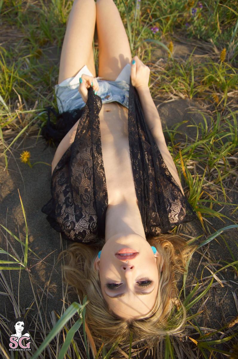 littlecalypso-drifting-01.jpg