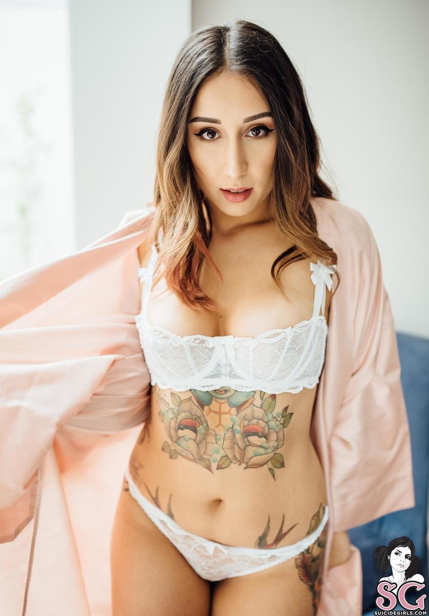mariajupiter-silkendesires-09.jpg