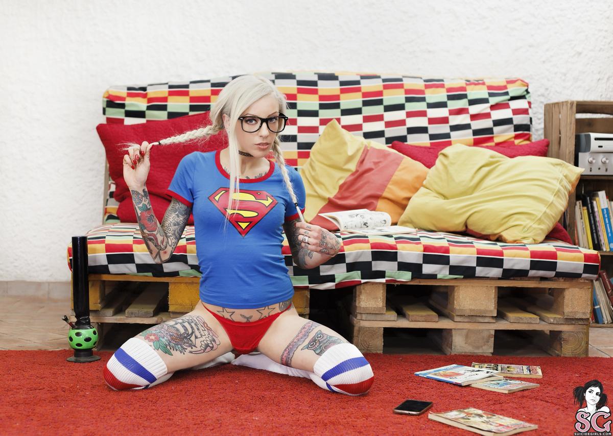 azzurra-theattitudeofanerd-15.jpg