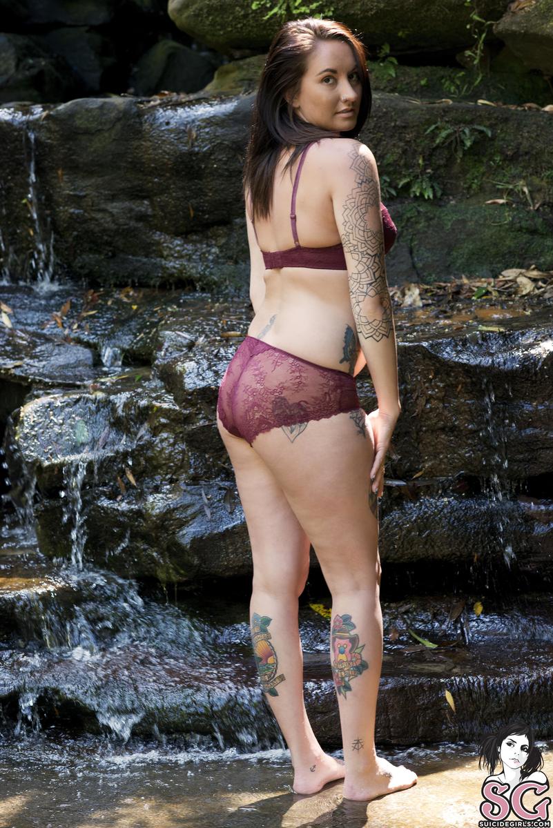 erinys-wildarethusa-01.jpg