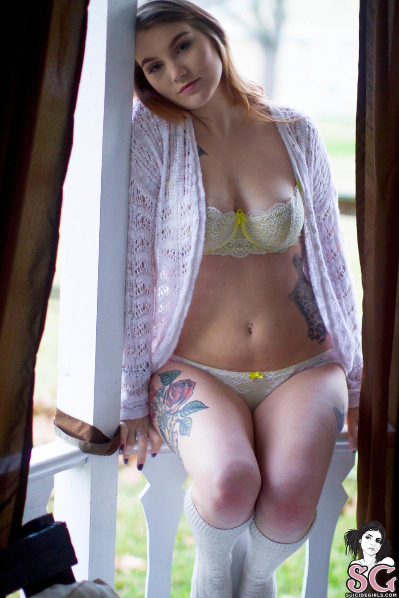 mayple-afternoondelight-01.jpg
