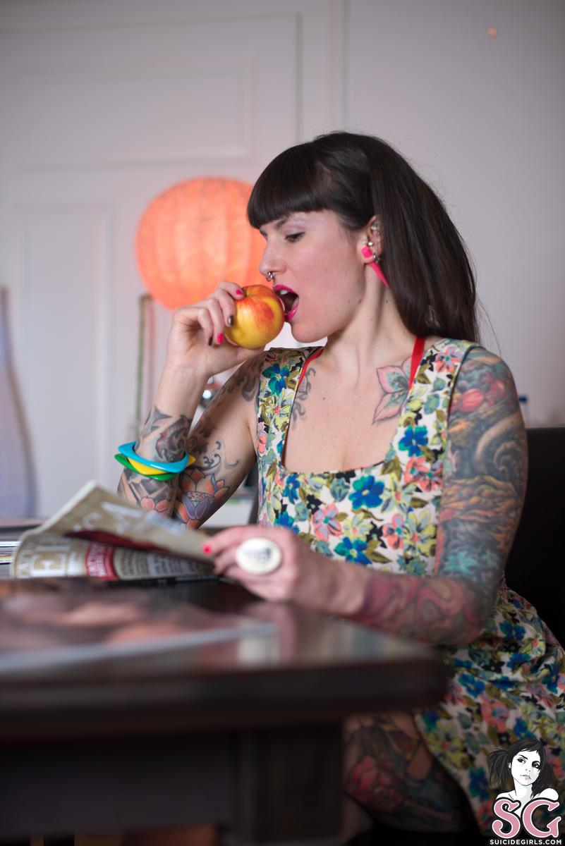 katdelakat-katdelakatsputtysundayappleafternoon-05.jpg