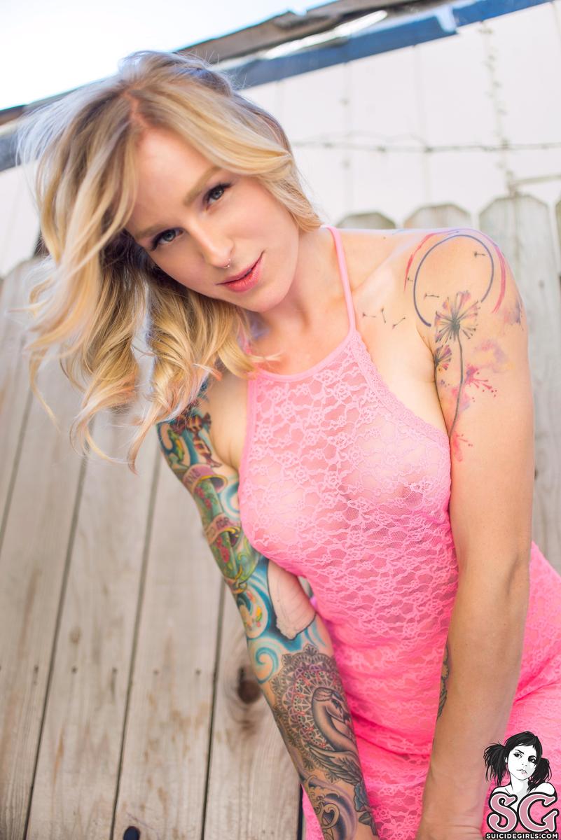 cigno-hotpink-09.jpg