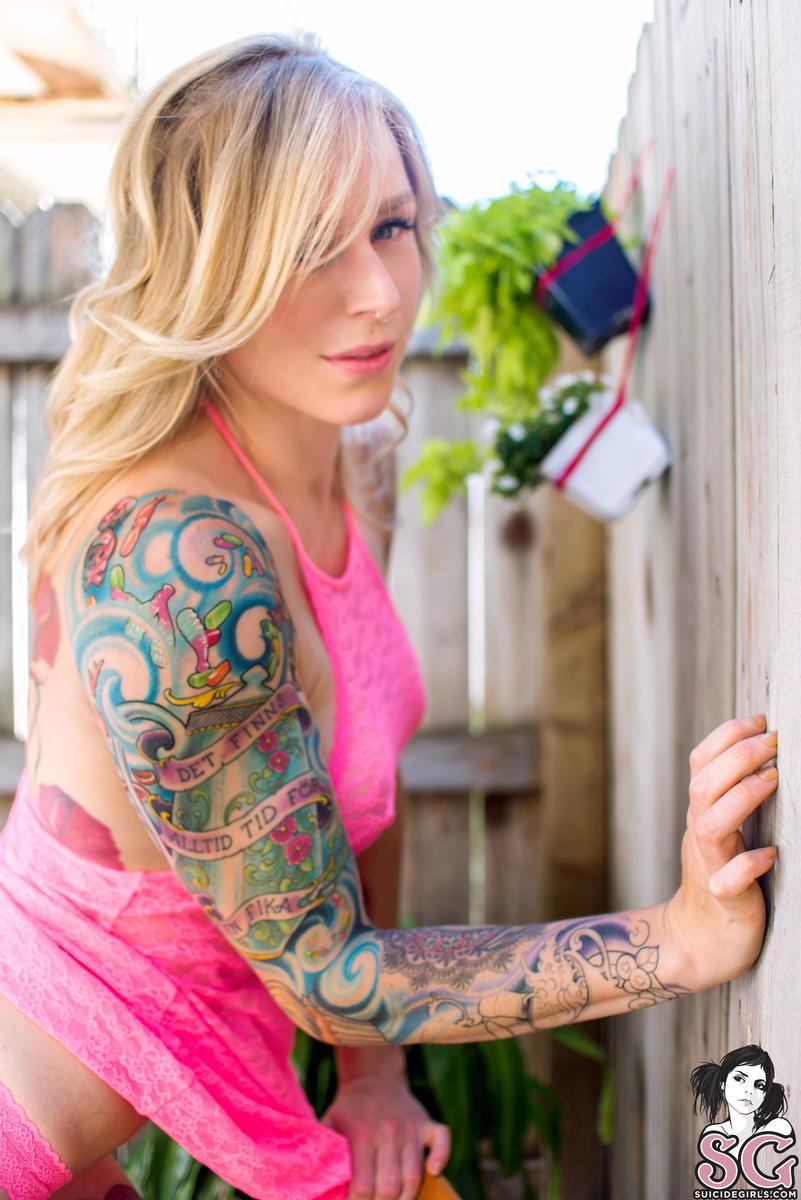 cigno-hotpink-15.jpg