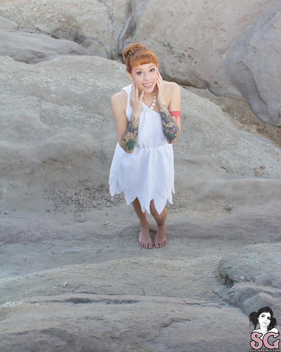 leemalee-meetmeinbedrock-03.jpg
