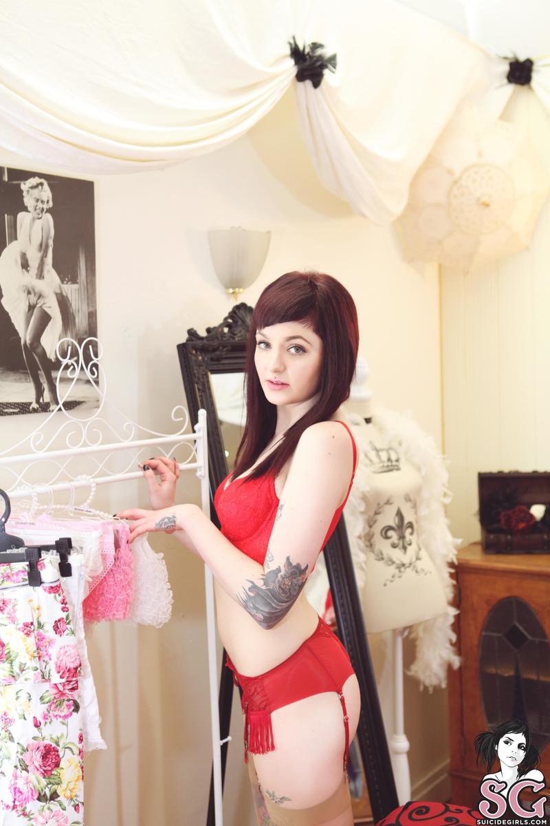 sylviagold-atticdreams-09.jpg