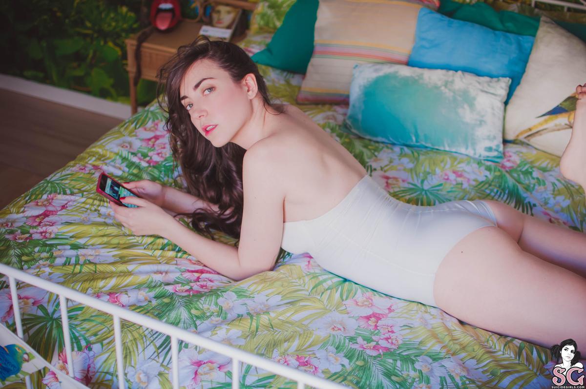 sheer-tropico-01.jpg