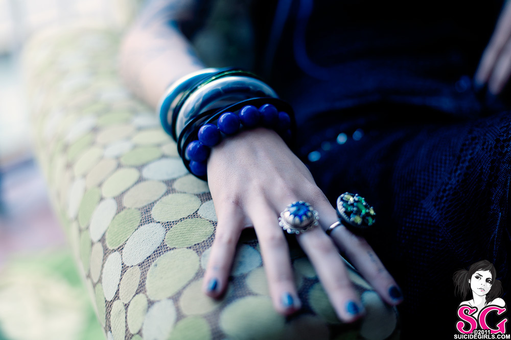 devushka-lebluecobalt-03.jpg