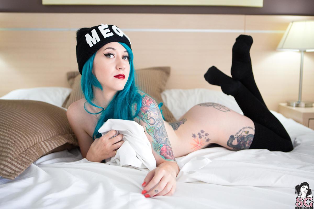 emmameow-bravado-11.jpg