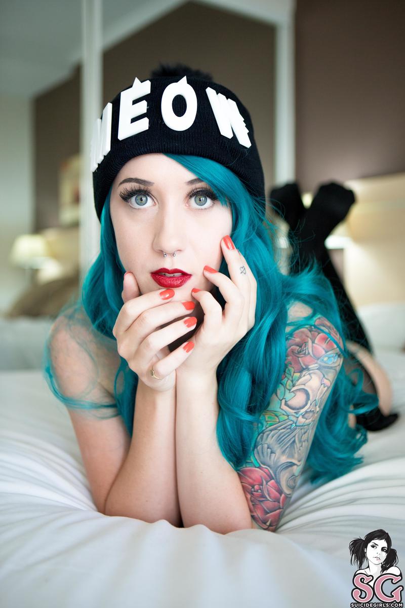 emmameow-bravado-33.jpg