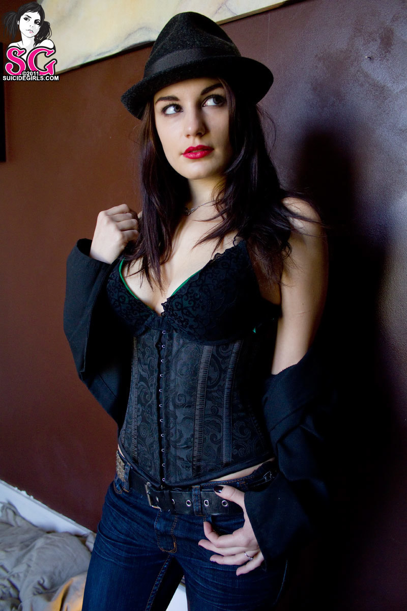 judde-studs-03.jpg