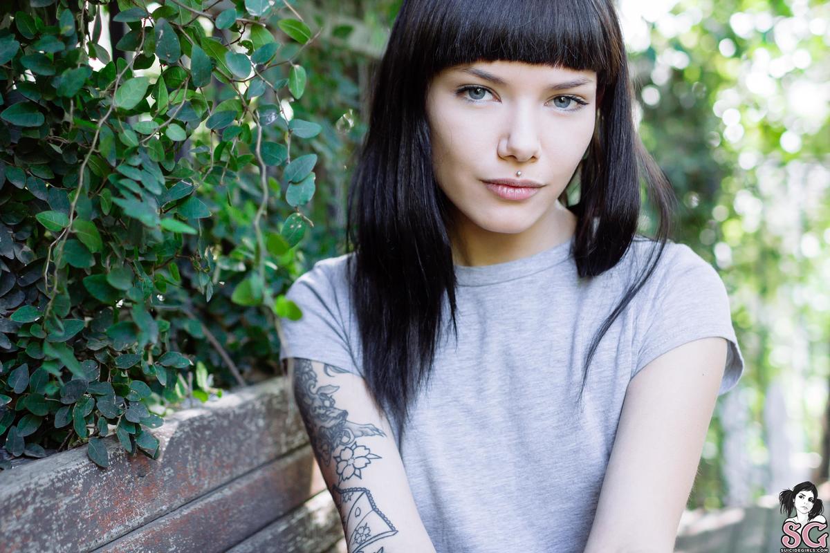 shy-summerskin-01.jpg