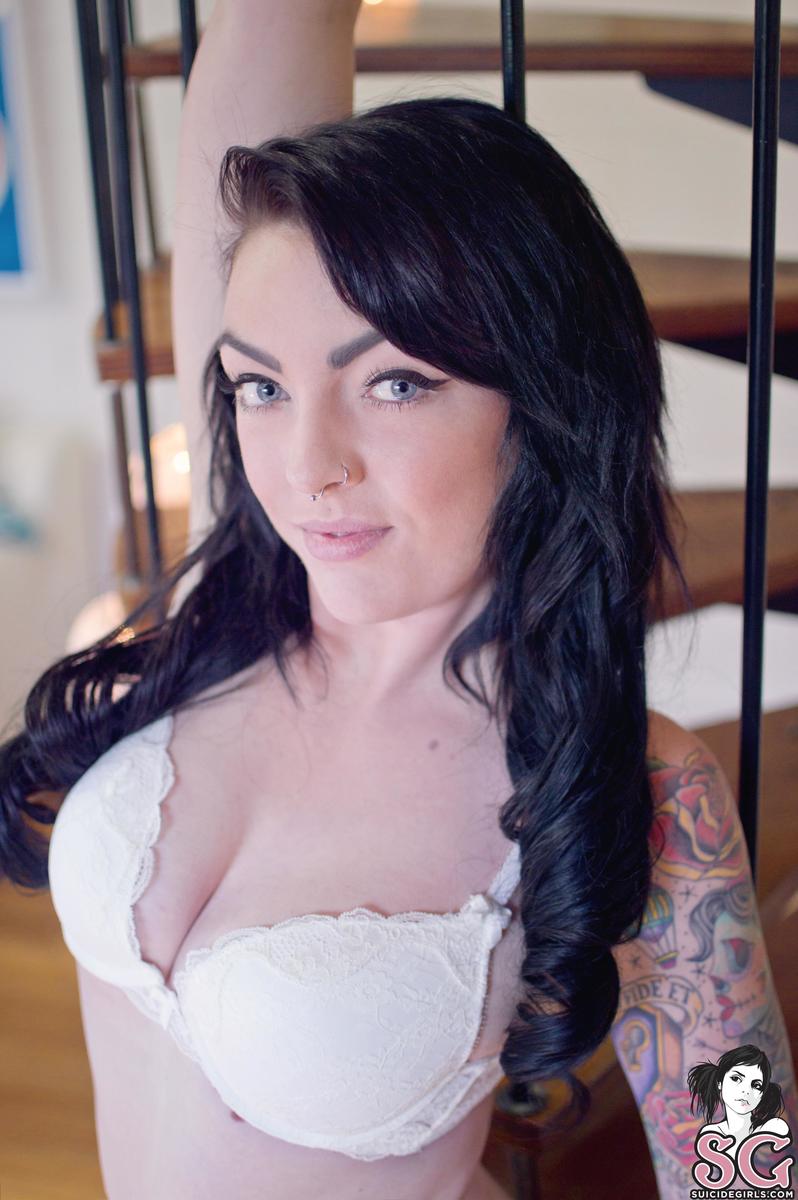 aubrey-stairwaytoheaven-09.jpg