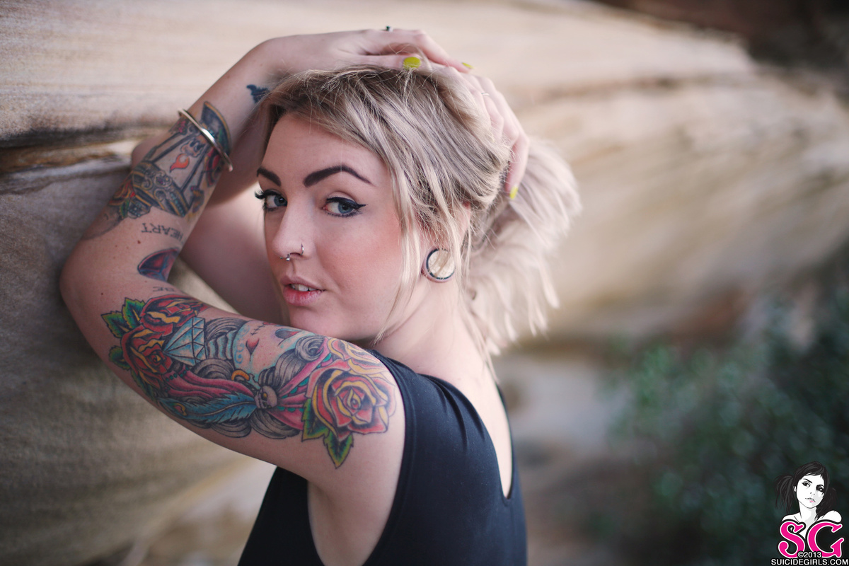 aubrey-bareisland-03.jpg