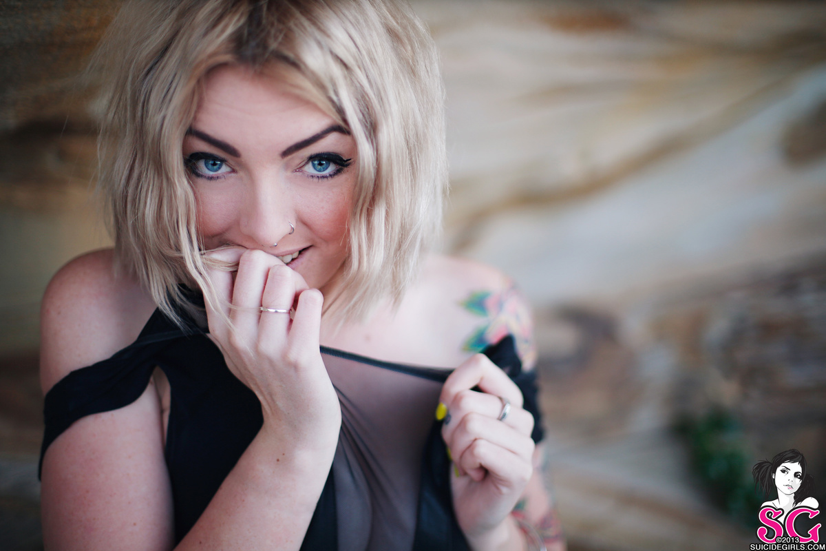 aubrey-bareisland-07.jpg