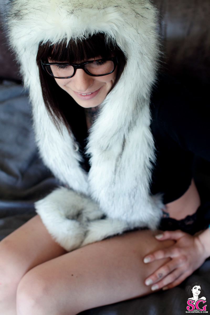 tristyn-eyecontact-03.jpg
