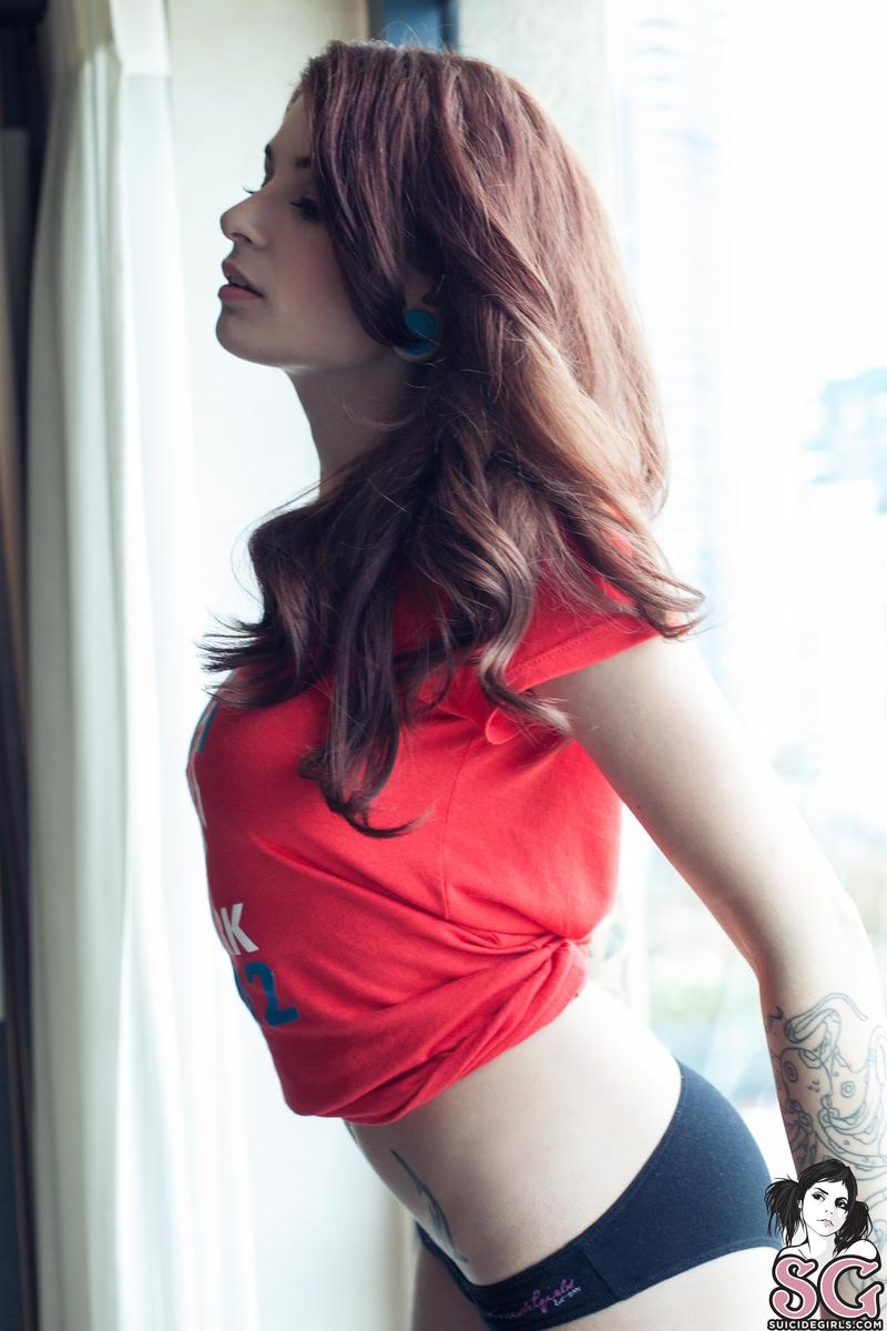 tristyn-invincible-05.jpg
