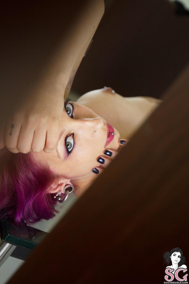 demonia-redredwine-37.jpg
