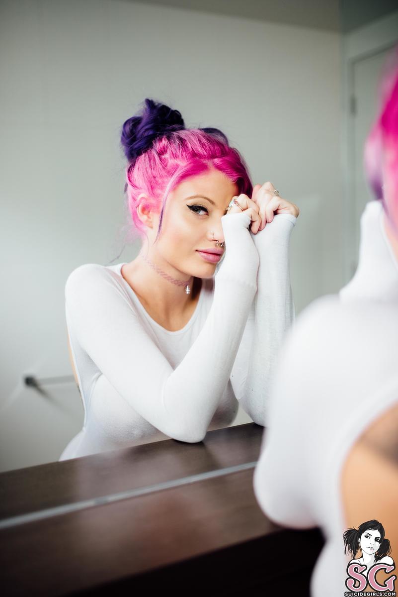 dollyd-intergalactic-05.jpg