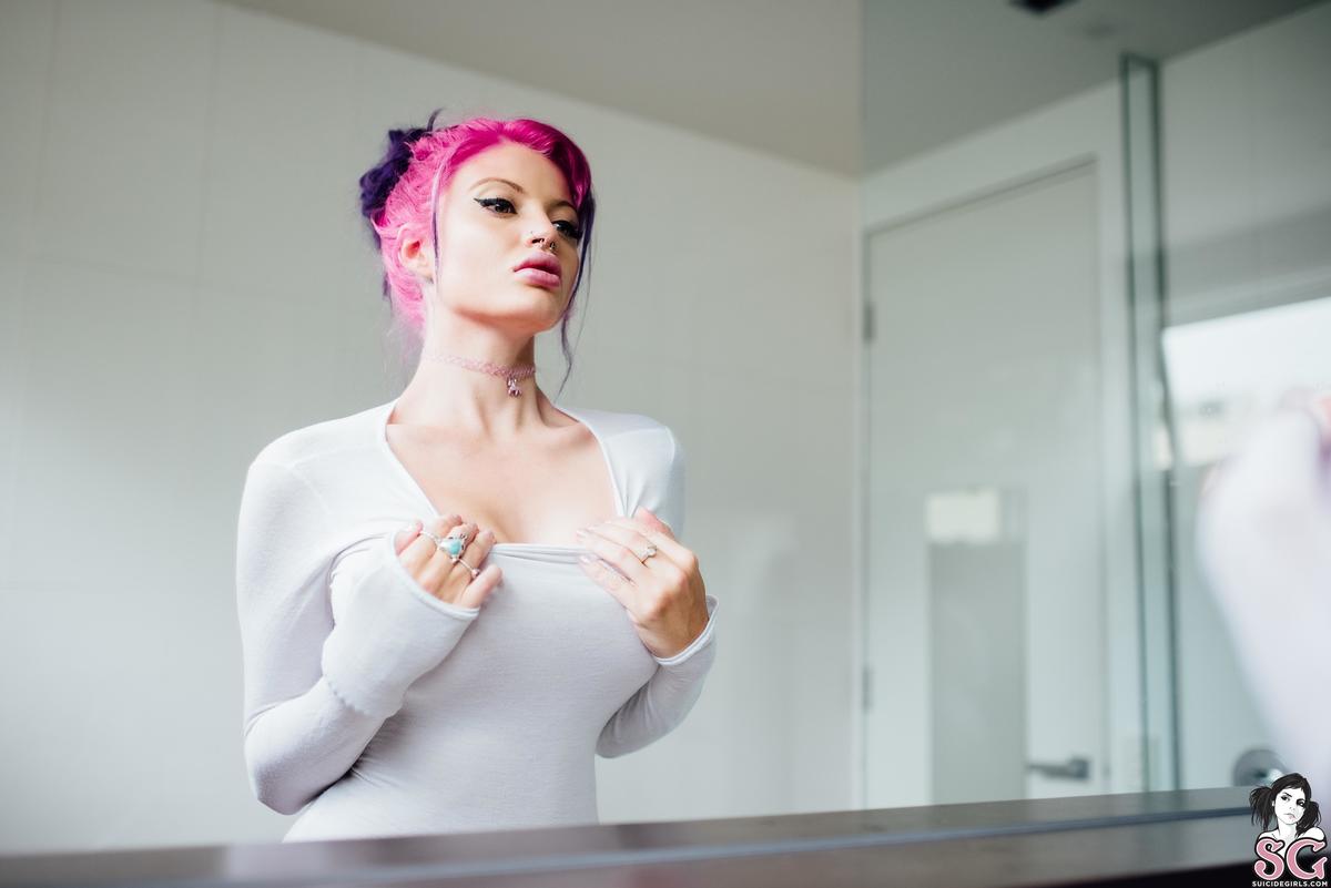 dollyd-intergalactic-07.jpg