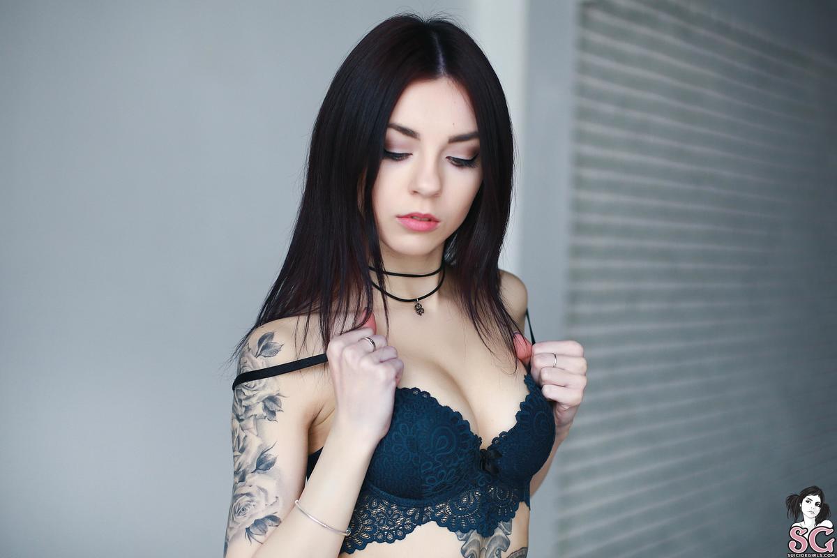 ariel-mysecretlove-09.jpg