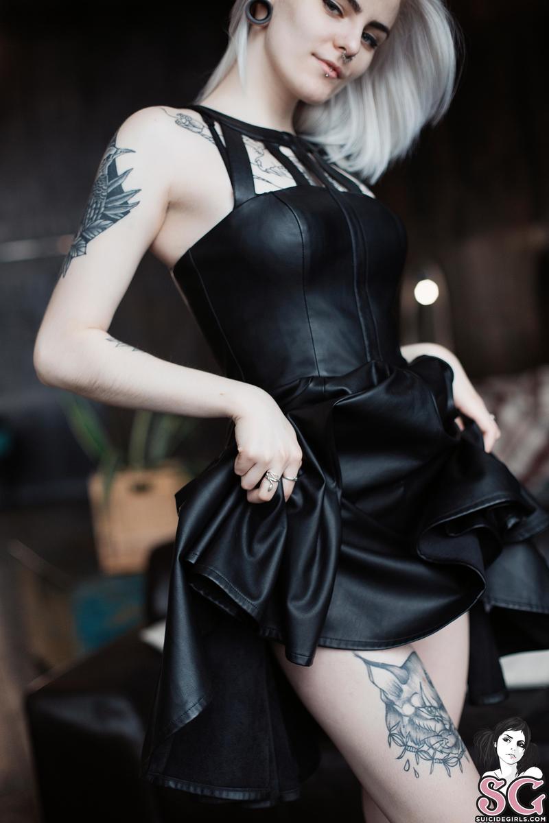 livermorium-coldsilver-09.jpg