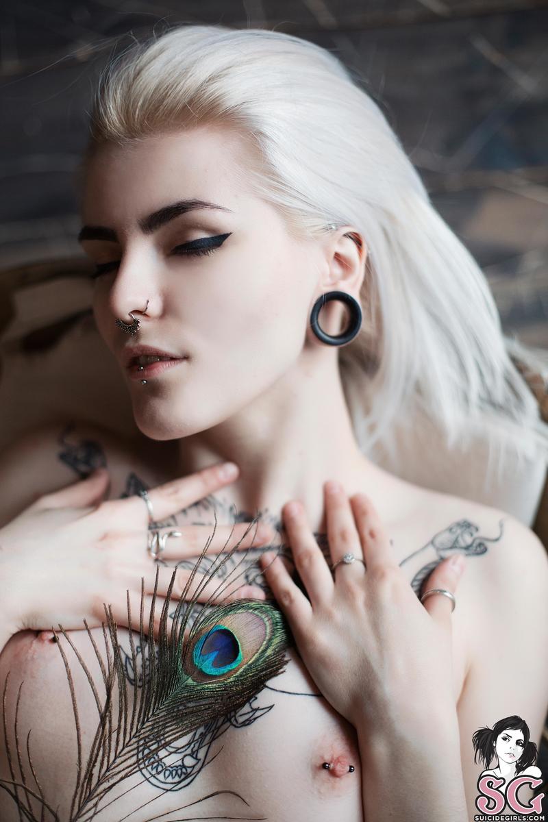 livermorium-coldsilver-31.jpg