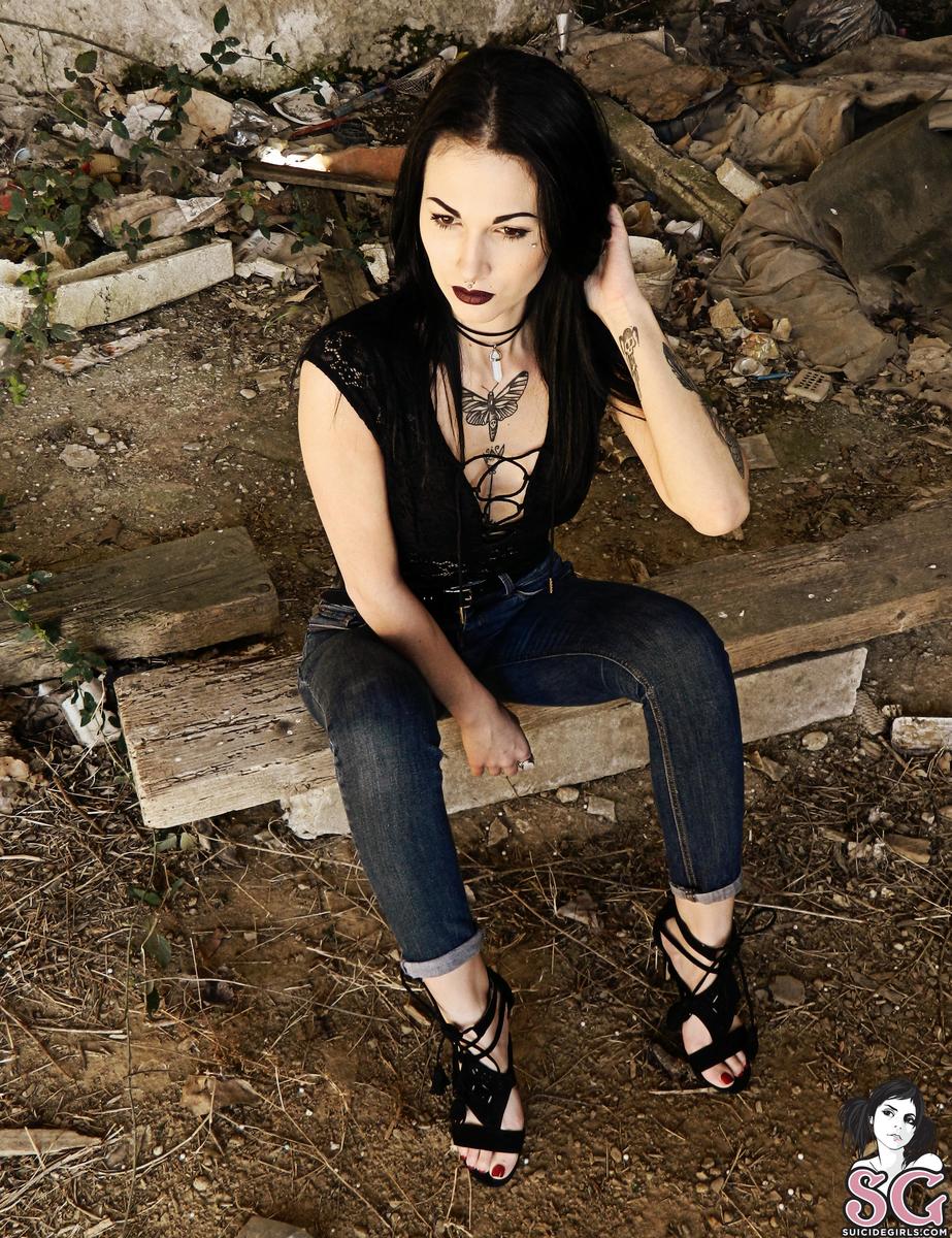 darkangel-blackdesire-05.jpg