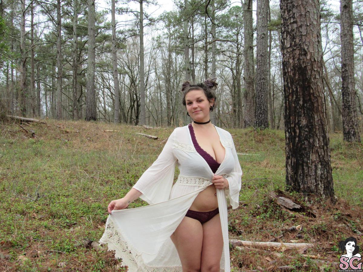 allylee-earthchild-03.jpg